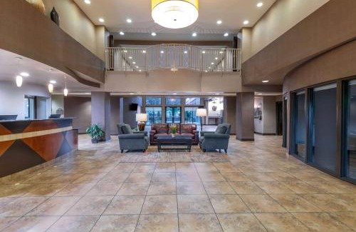 St. George Hotel | Pet-Friendly Retreat at Wingate by Wyndham St. George
