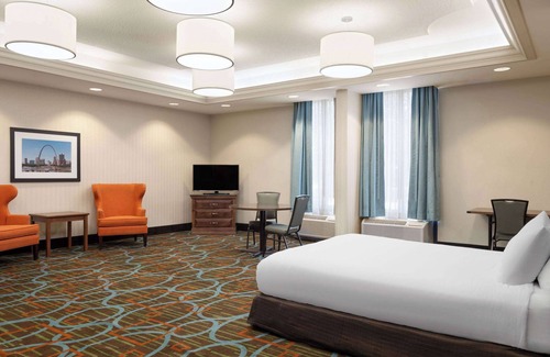 Airport Township Hotel | Stay at Wingate by Wyndham St. Louis Airport - Rated 9.2