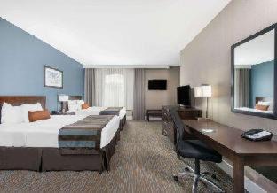 Christiansburg Hotel | Relax at Wingate by Wyndham Christiansburg with Pool Access