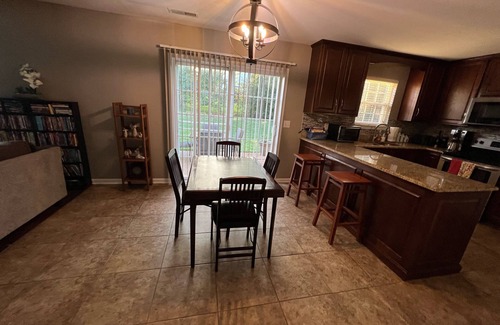 Thompson's Station House | Indulge at Wingate Estates: Spa, Breakfast & Family Fun
