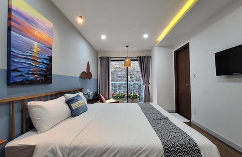 Ngu Hanh Son House | Guest Rated 10/10 at Wings House 2 with Pool Access