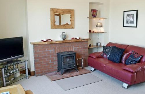 Port William House | Experience Comfort at Winloma - A Family-Friendly Retreat