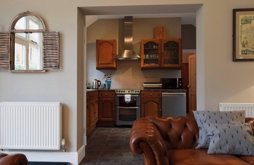Malvern Cottage | Self Catering Award Winner with Pet-Friendly Amenities