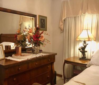 Lawrenceburg Bed & Breakfast | Comfortable Stay at Winnie’s Bed & Breakfast with Access