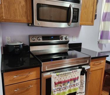 East Kildonan House | Welcoming Winnipeg Hotel with Pet-Friendly Amenities