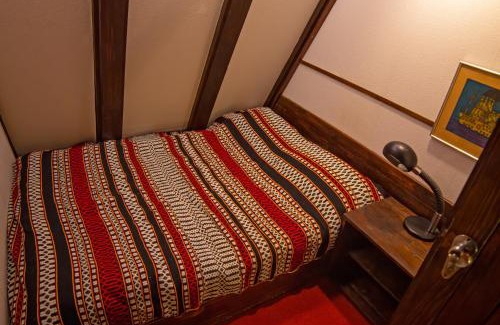 Jahorina Ski Chalet | Inviting Winter Chalet Anzulovic with Family-Friendly Amenities