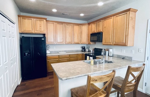 Mesquite Condo | Pet-Friendly Winter Haven Mesquite with Pool & Hot Tub!
