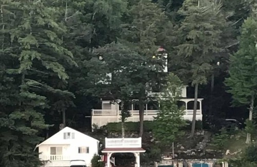 Kattskill Bay House | Ideal Winter Retreat on Lake George with 4 Bedrooms