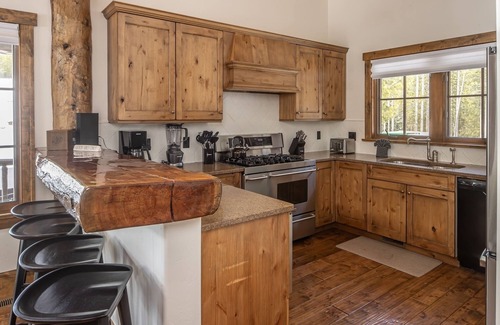 Spanish Peaks Cabin | Escape to a Mountain Cabin with Private Hot Tub This Summer