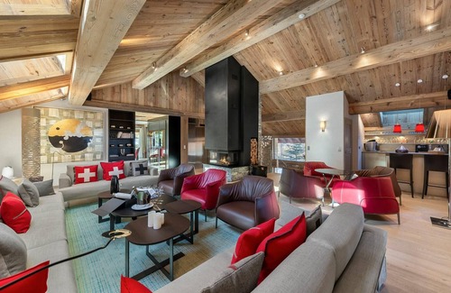 Le Raffort Ski Chalet | Winter Méribel: Cozy Chalet with Spa & Hot Tub for Families