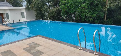 Thodakayam Hotel | Winter Note Resorts: Oceanfront Retreat with Pool Access
