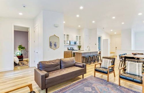 Bluffdale House | Winter Retreat-Hot Tub, Shuffle Board, Pool Table