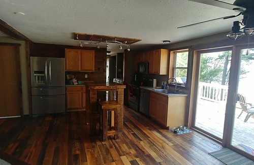 Rhinelander House | Guest Rated 9.6: Wintergreen on Boom Lake with Pool & Breakfast