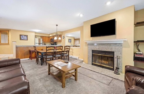 Ludlow Condo | Winterplace Okemo 3BR | Perfect for Families & Ski