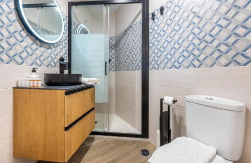Rincon de la Victoria Apartment | Wintowinrentals Beachside Apartment for Family Getaways