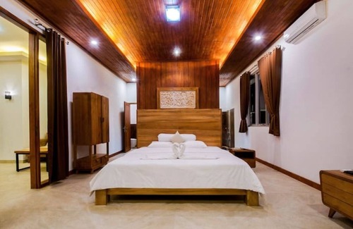 Kayu Putih Villa | Pet-Friendly Retreat at Winy-villa Lovina for Families