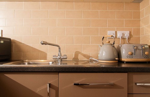 Chedington Hotel | Winyard's Gap Inn: Guest Rated 10/10 with Family-Friendly Amenities