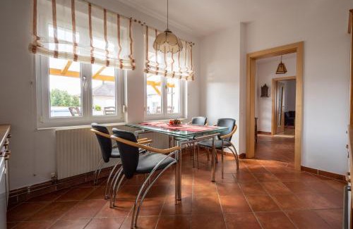Purbach am Neusiedlersee House | Ideal Getaway at Winzerferienhaus Schüller with Breakfast