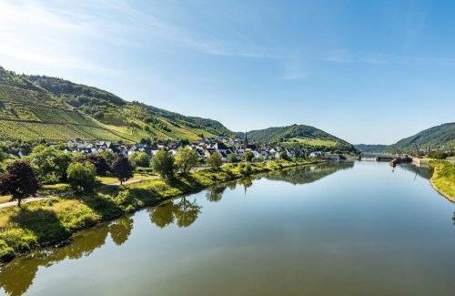 Neef Apartment | Family-Friendly Retreat at Winzerhaus Schenk
