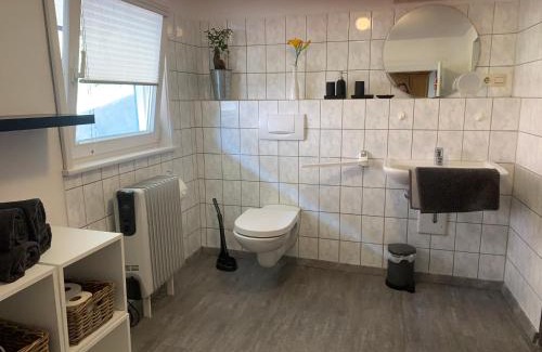 Oberkirch Apartment | Winzerhof Männle: Pet-Friendly Retreat with Ocean Views