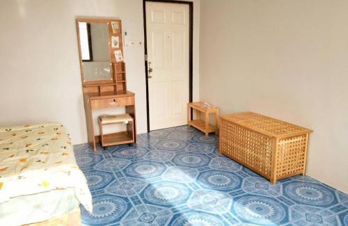 Kho Hong Apartment | Family-Friendly Wipada Room: Ideal for Your Next Getaway
