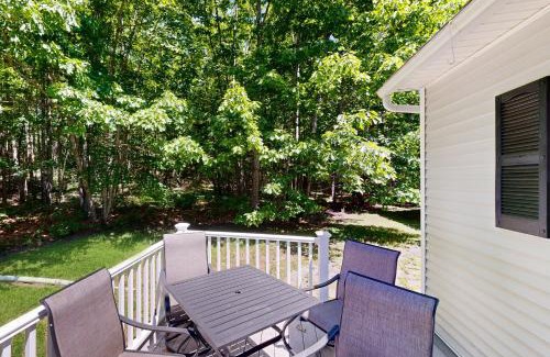Wiscasset House | Discover Family-Friendly Comfort at Wiscasset Woodlands