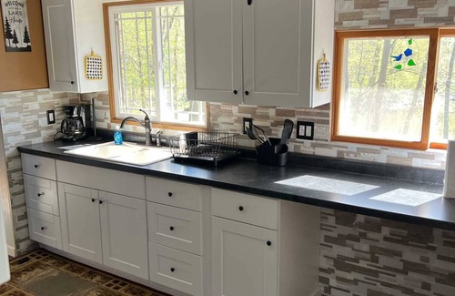 Lake Delton Cabin | Cozy Wisconsin Dells Cabin with Spa and Ocean Views