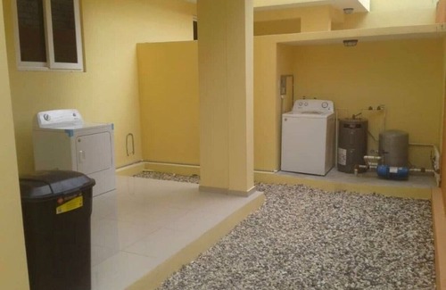 Port-au-Prince House | Experience Comfort at Wisdom: Free Transportation & Spa