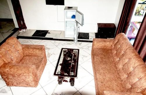 Mtwapa Hotel | Wise Hotel & Apartment: Ideal for Families with Pool Access