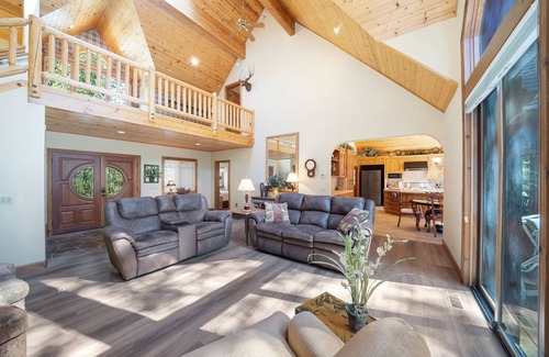 Graeagle House | Unforgettable Stay at Wishram Retreat with Top Amenities