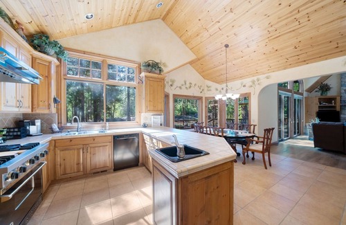 Graeagle House | Unforgettable Stay at Wishram Retreat with Top Amenities