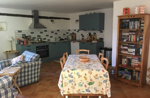 Frayssinet-le-Gelat Cottage | Discover Wisteria 4* - Perfect Family Cottage with Pool