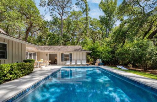 Heritage Woods House | Wisteria by AvantStay: Bright Home with Pool & Patio Oasis