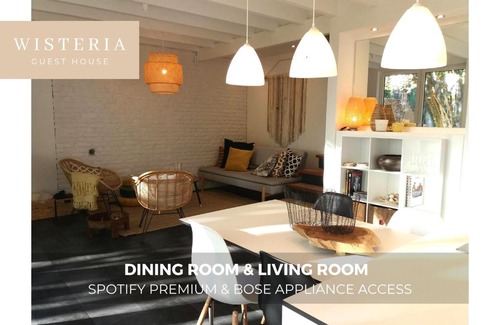 Awans House | Welcoming Wisteria Guest House - Family-Friendly Retreat