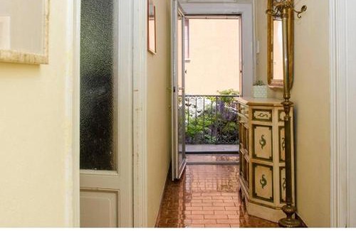 Brunate Apartment | Welcoming Wisteria House: Pet-Friendly Family Retreat