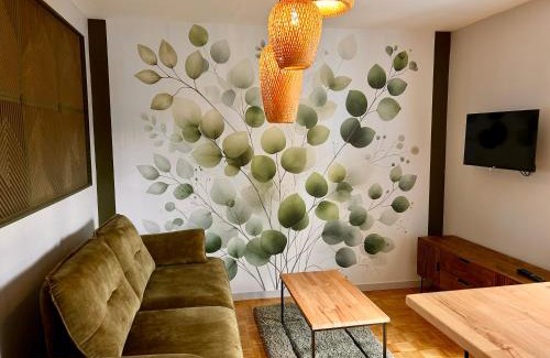 Ecully House | Wisteria Villa- Souffle de Songe