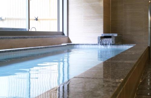 Atami Hotel | Relax at Wisterian Life Club Atami with Pool and Hot Tub