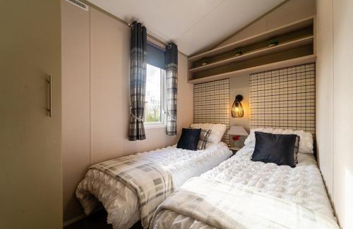 Fence House | Family-Friendly Wiswell View Lodge at Pendle View Park