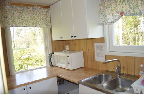 Norrkoping Municipality House | Experience Lake Views on Sweden's Scenic East Coast