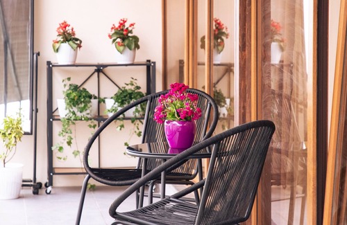 Kentron Apartment | Modern Comforts with Panoramic Views & Pet-Friendly Perks
