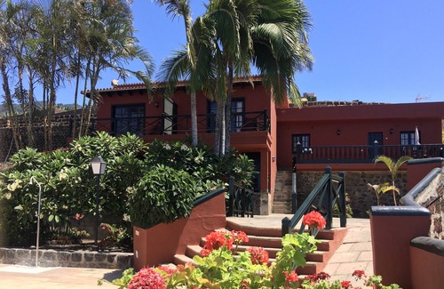 La Orotava Cottage | Inviting Hotel with Pool and Ocean Views in Northern Tenerife