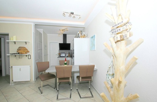 Gohren Apartment | Oceanfront Retreat: Balcony, Pool & Spa at FeWo Ostseeperle