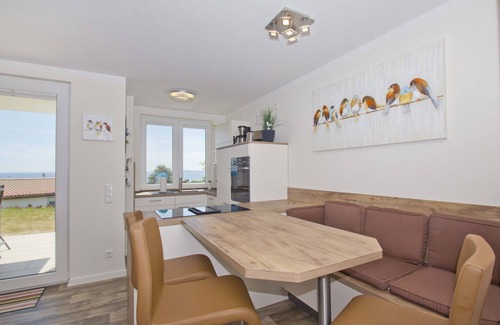 Gohren Apartment | Oceanfront Retreat with Pool and Sauna - Sea View Apartment 68