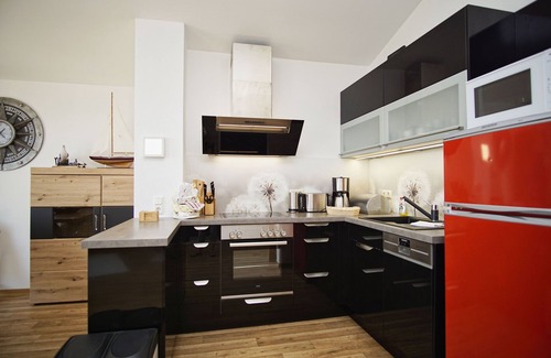 Gohren Apartment | Seaside Retreat: Balcony, Pool Access & Perfect 10 Reviews