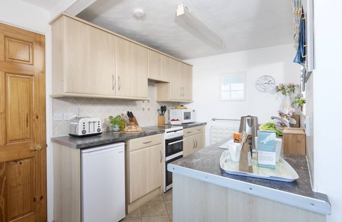 Gorran Haven Cottage | Discover Coastal Bliss Steps from the South West Coast Path