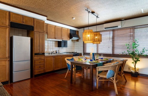 Taketomi-jima Taketomi-cho Apartment | Convenient Access to Downtown Ishigaki with Free Parking