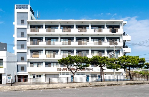 Taketomi-jima Taketomi-cho Apartment | Convenient Access to Downtown Ishigaki with Free Parking