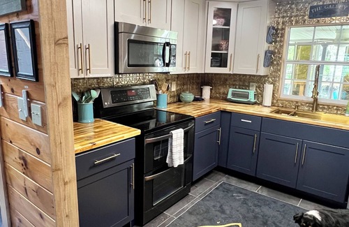 Inglis House | Pet-Friendly Withlacoochee River House with Ocean View
