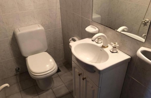 Monte Hermoso Apartment | Discover Wix Departamento with Pool and Family Amenities
