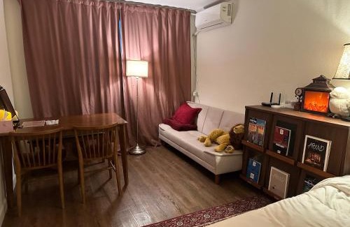Yeonnam-dong Apartment | Family-Friendly Wizard House in Seoul - Top Rated 10/10